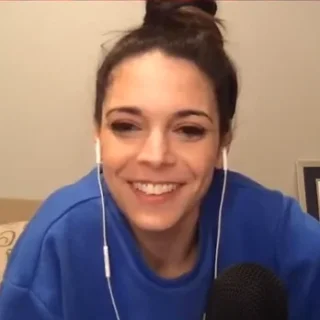 Katie Nolan height profile photo
