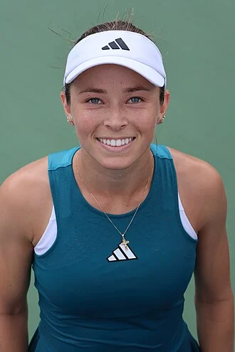 Katie Volynets height profile photo