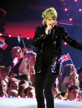 Katrina Leskanich height profile photo
