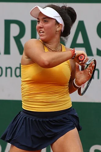 Katrina Scott height profile photo