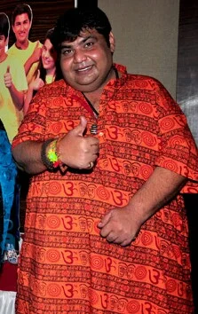 Kavi Kumar Azad height profile photo