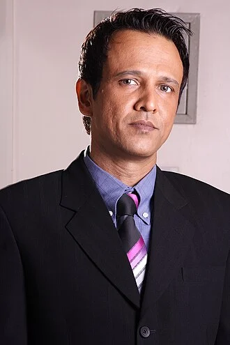 Kay Kay Menon height profile photo