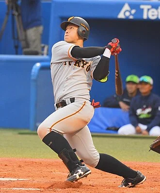Kazuma Okamoto height profile photo