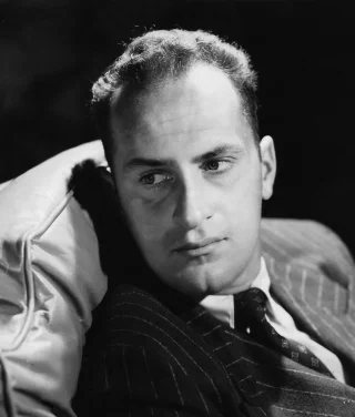 Keenan Wynn height profile photo