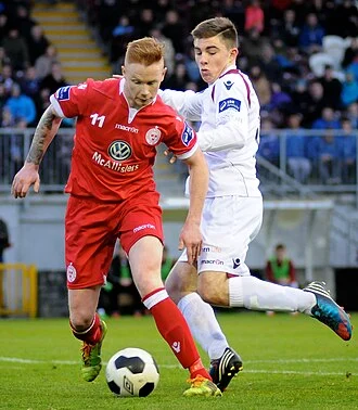 Keith Quinn (footballer) height profile photo