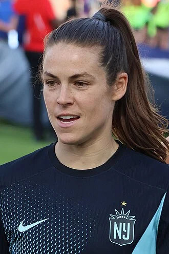 Kelley O'Hara height profile photo