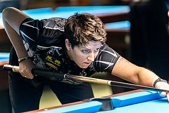 Kelly Fisher height profile photo