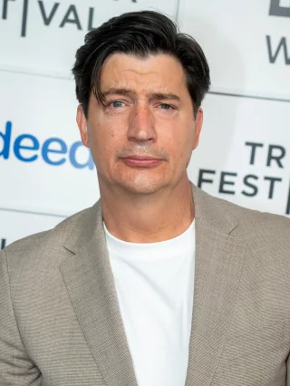 Ken Marino height profile photo