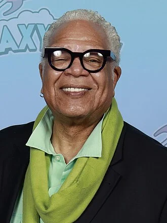 Ken Page height profile photo