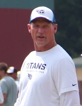 Ken Whisenhunt height profile photo