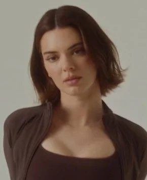 Kendall Jenner height profile photo