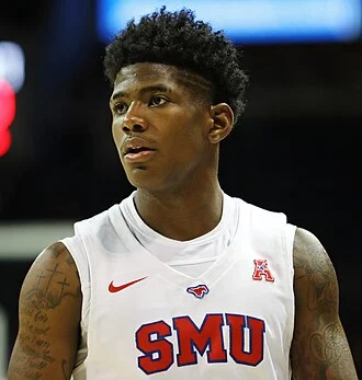 Kendric Davis height profile photo