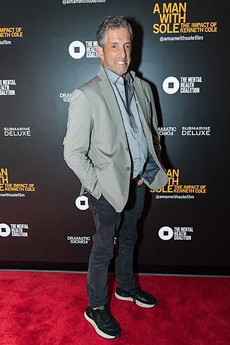 Kenneth Cole (designer) height profile photo