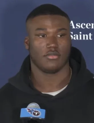 Kenneth Murray (American football) height profile photo