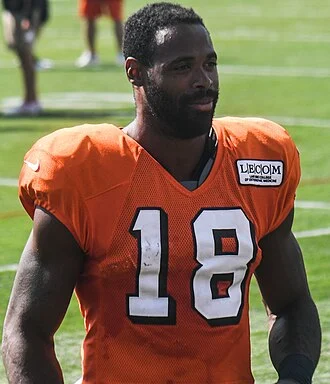 Kenny Britt height profile photo