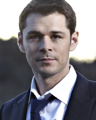 Kenny Doughty height profile photo