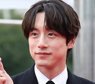 Kentaro Sakaguchi height profile photo