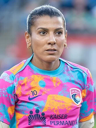 Kenza Dali height profile photo