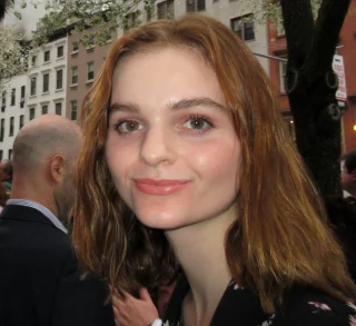 Kerris Dorsey height profile photo