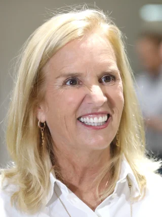 Kerry Kennedy height profile photo