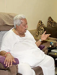 Keshubhai Patel height profile photo