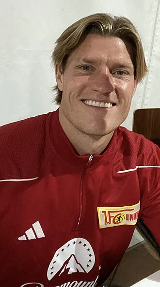 Kevin Behrens height profile photo