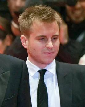 Kevin Bishop height profile photo