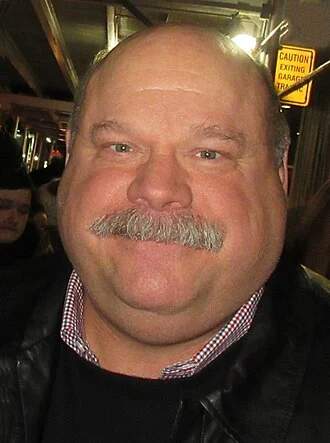 Kevin Chamberlin height profile photo