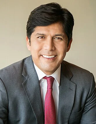 Kevin de León height profile photo