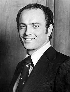 Kevin Dobson height profile photo