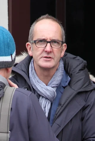 Kevin McCloud height profile photo