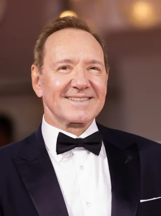 Kevin Spacey height profile photo