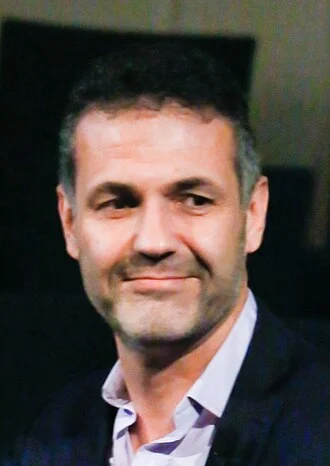 Khaled Hosseini height profile photo