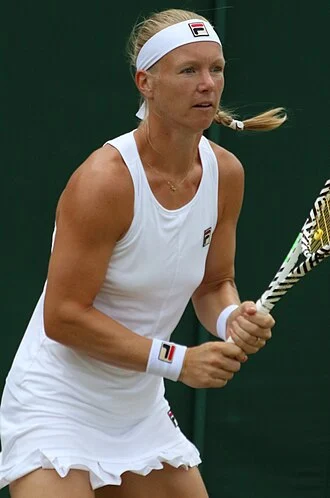 Kiki Bertens height profile photo