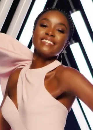 KiKi Layne height profile photo