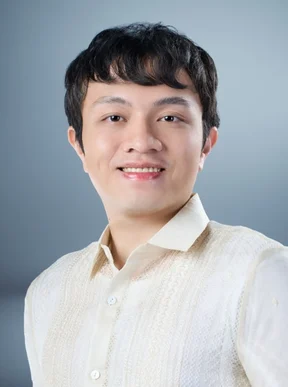 Kiko Barzaga height profile photo