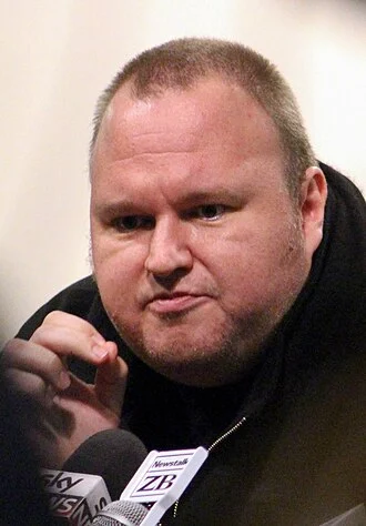 Kim Dotcom height profile photo