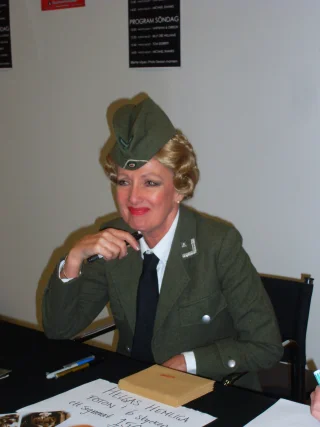 Kim Hartman height profile photo