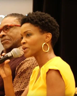 Kim Hawthorne height profile photo
