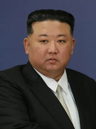 Kim Jong Un height profile photo