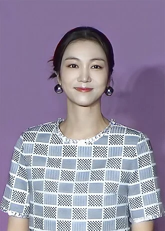 Kim Ok-vin height profile photo