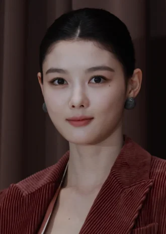 Kim You-jung height profile photo
