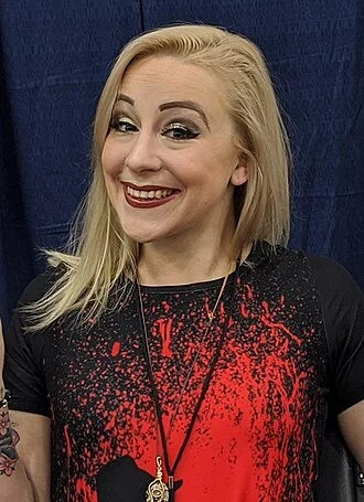 Kimber Lee height profile photo
