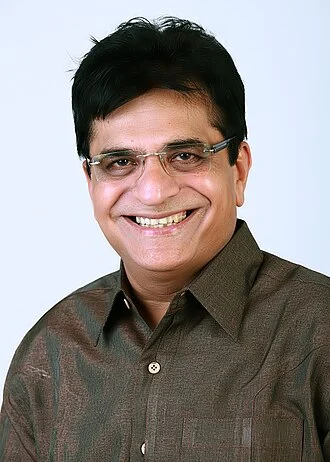 Kirit Somaiya height profile photo
