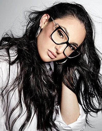 Klavdia (singer) height profile photo