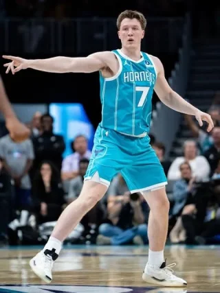Kon Knueppel height profile photo