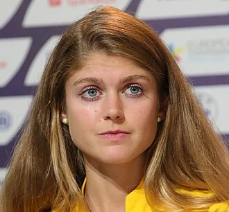 Konstanze Klosterhalfen height profile photo