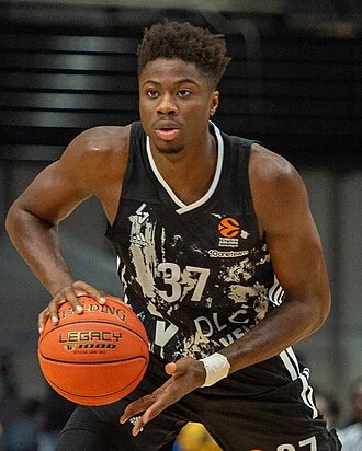 Kostas Antetokounmpo height profile photo