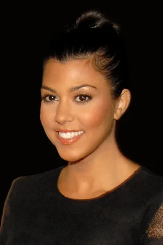 Kourtney Kardashian height profile photo