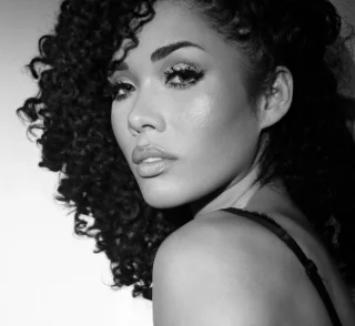 Kreesha Turner height profile photo